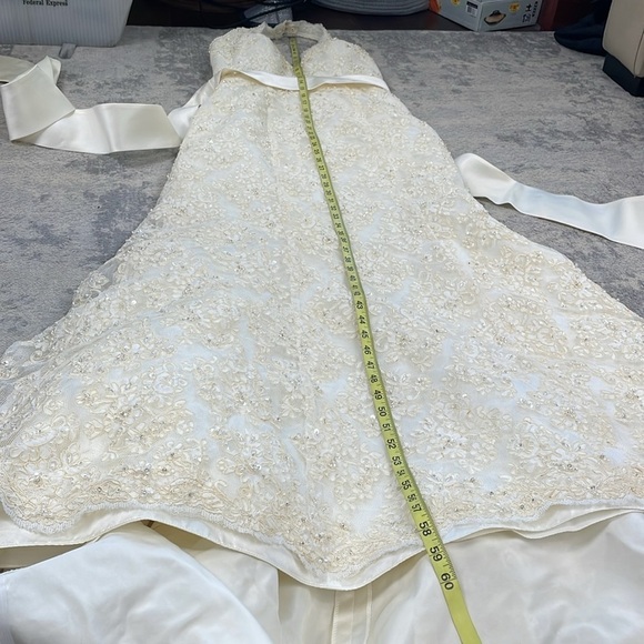 SOLD Davids Bridal Allover Beaded Lace Illusion Halter Neckline Wedding T9512 8 - Picture 10 of 17